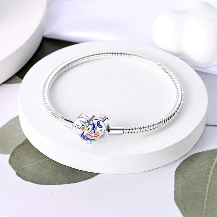 🎁 Unicorn Charm Bracelet