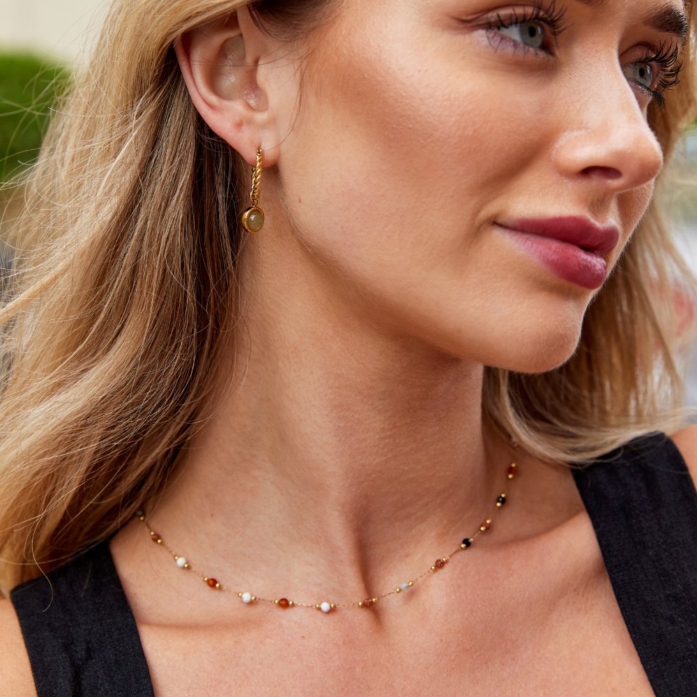 Uhani iz aventurina s spiralnim obročem