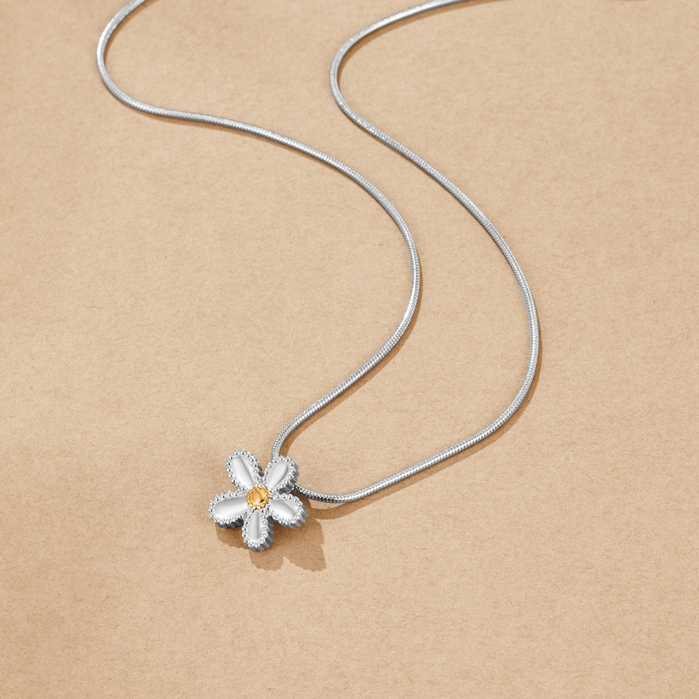 Ogrlica z obeskom Daisy