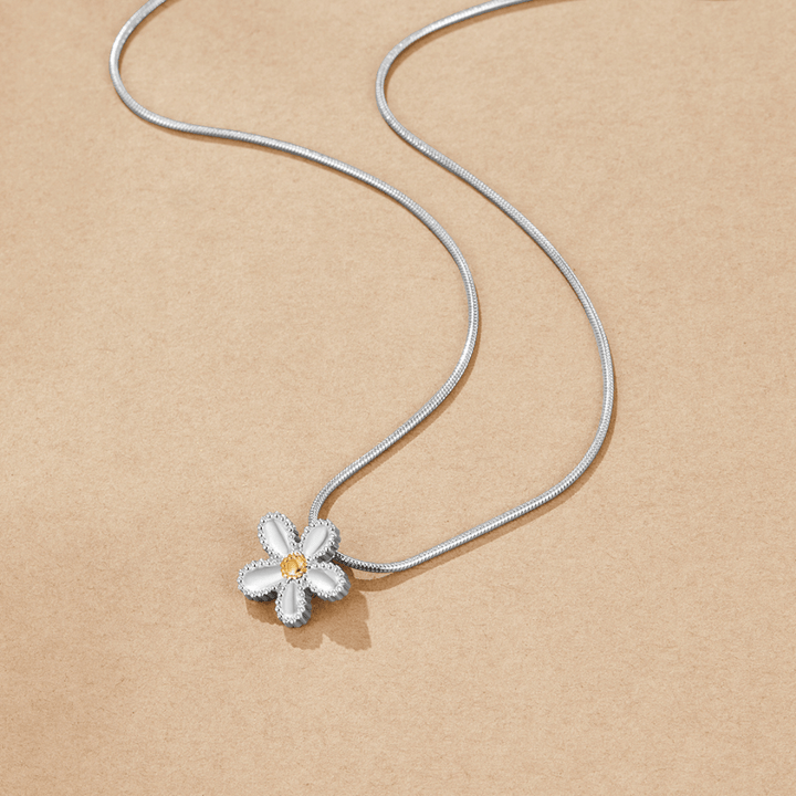 Ogrlica z obeskom Daisy