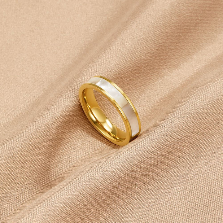 Ivory Pearl Zlati Prstan