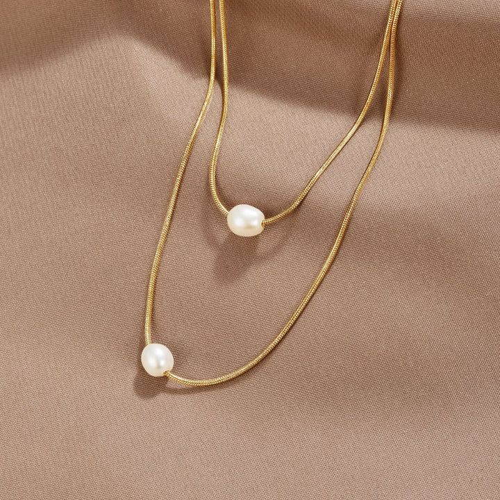 Necklace iz plastičnih sladkovodnih biserov