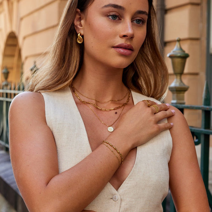 Zapestnica z Zloženimi Zlati Valovi