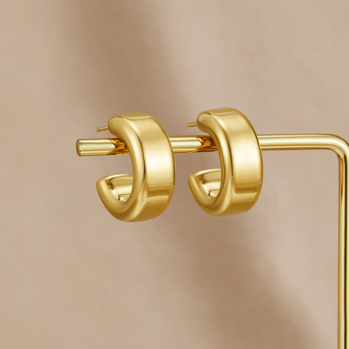 Mari polkrožni uhani