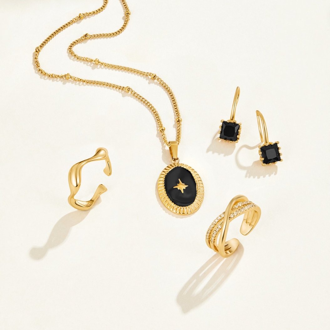Uhani Piper Black Crystal Drop