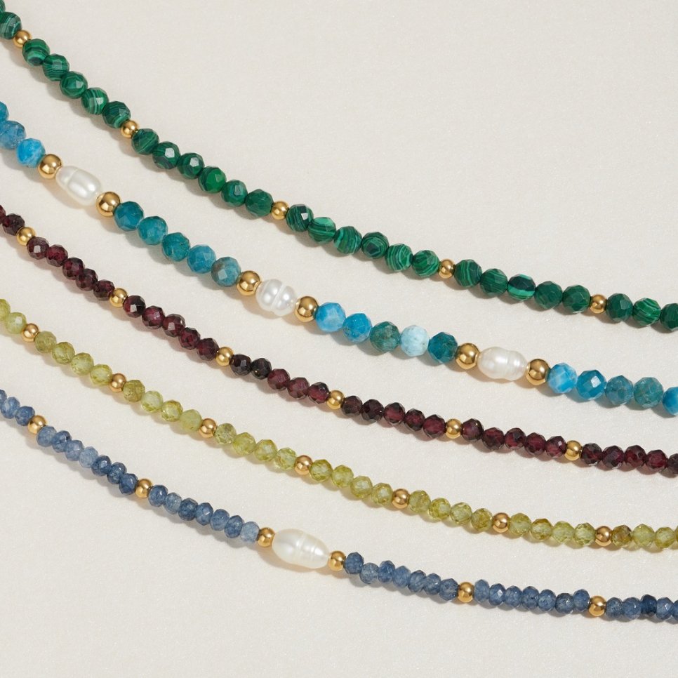 Rdeča granatna zapestnica