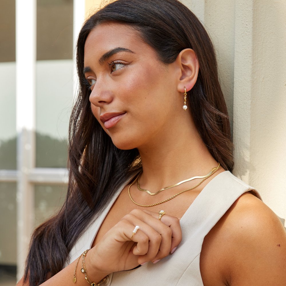 Uhani z bisernimi resicami Rini