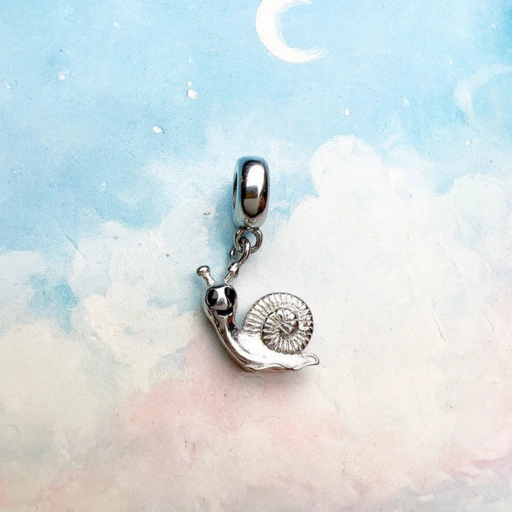 Čar Snail Pendant